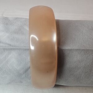 Vintage Lucite Moonglow Peach Statement Bangle 50s-60s GUC Sz 8" 0.75" Wide